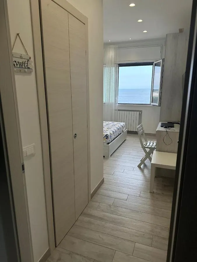 Camere Private Vista Faraglioni - Aci Trezza アーチ・カステッロ